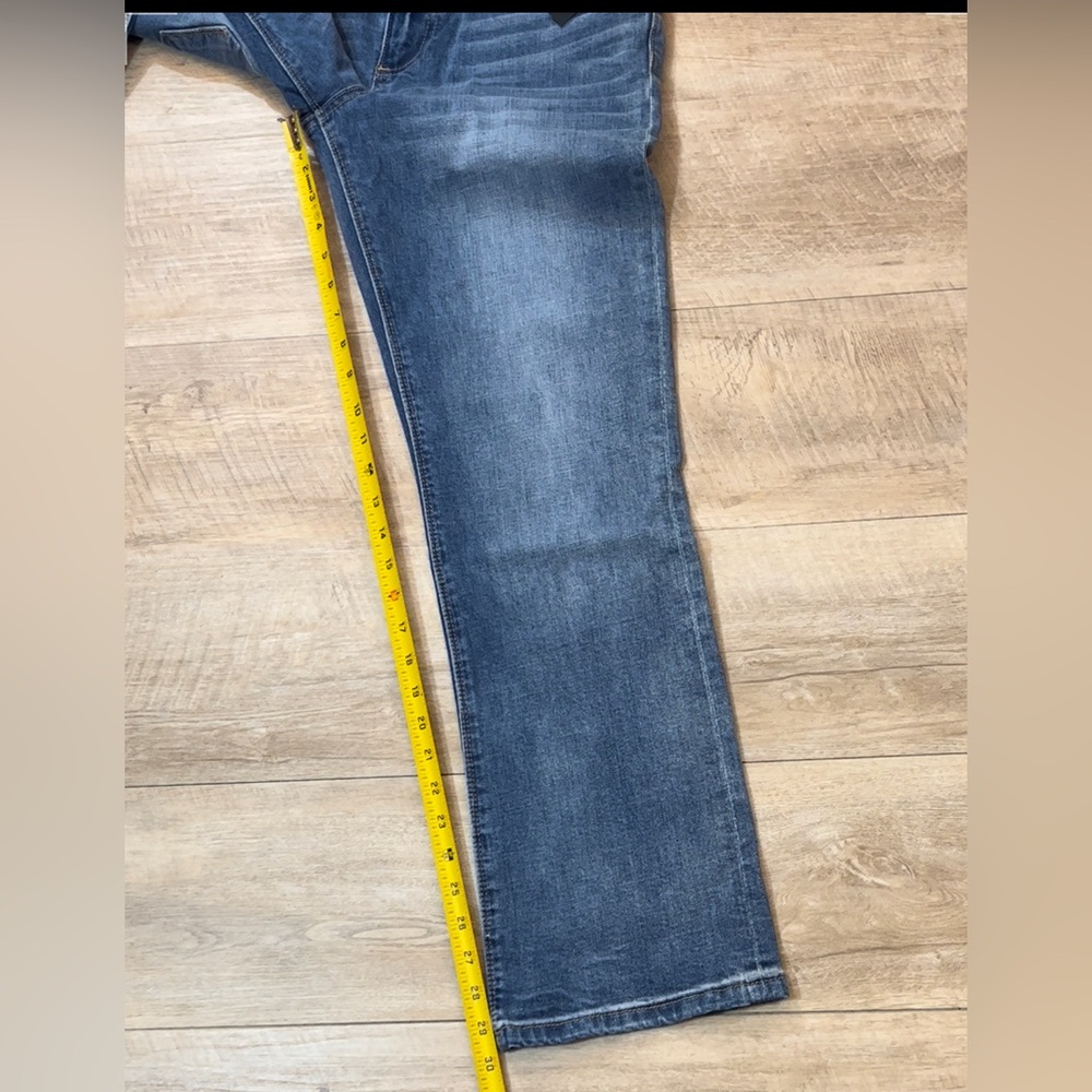 NWT Kut From The Kloth Women’s Greta Ankle Bootcut Jeans Size 10 - Picture 9 of 11